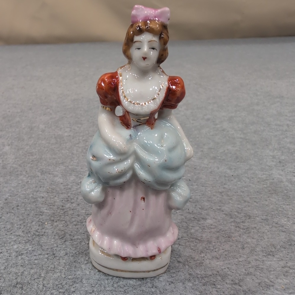Vintage Porcelain Victorian Lady Figurine Japan Woman Dress Bow Hair Collectible - Picture 1 of 3